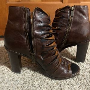 The Frye Company - Heel booties - Size 9